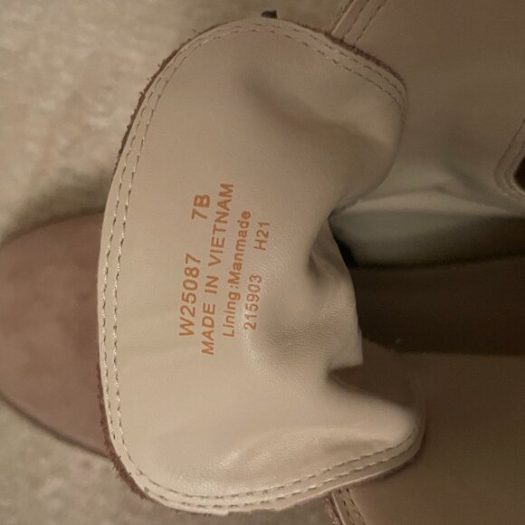 Cole Haan Tahoe Featherfeel Boots Size 7 - Picture 7 of 7